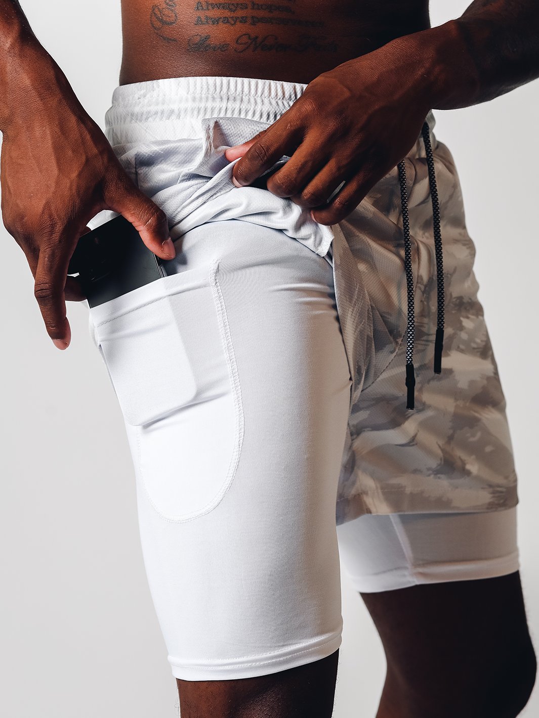 #Color_ White Camouflage