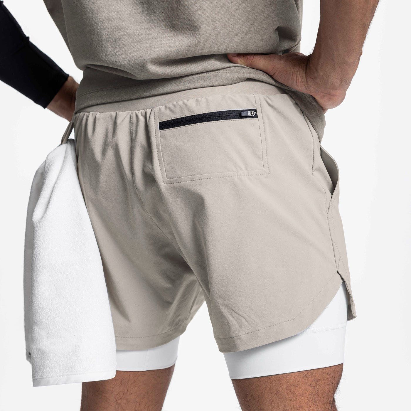 Men's Momentum Performance Liner Shorts - myovv.com